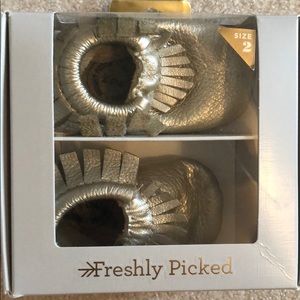 Freshly Picked platinum mocc